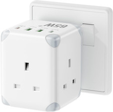 Cube Plug Adapter with USB C